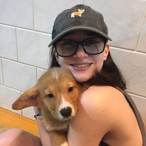 Meet your Posher, Carissa